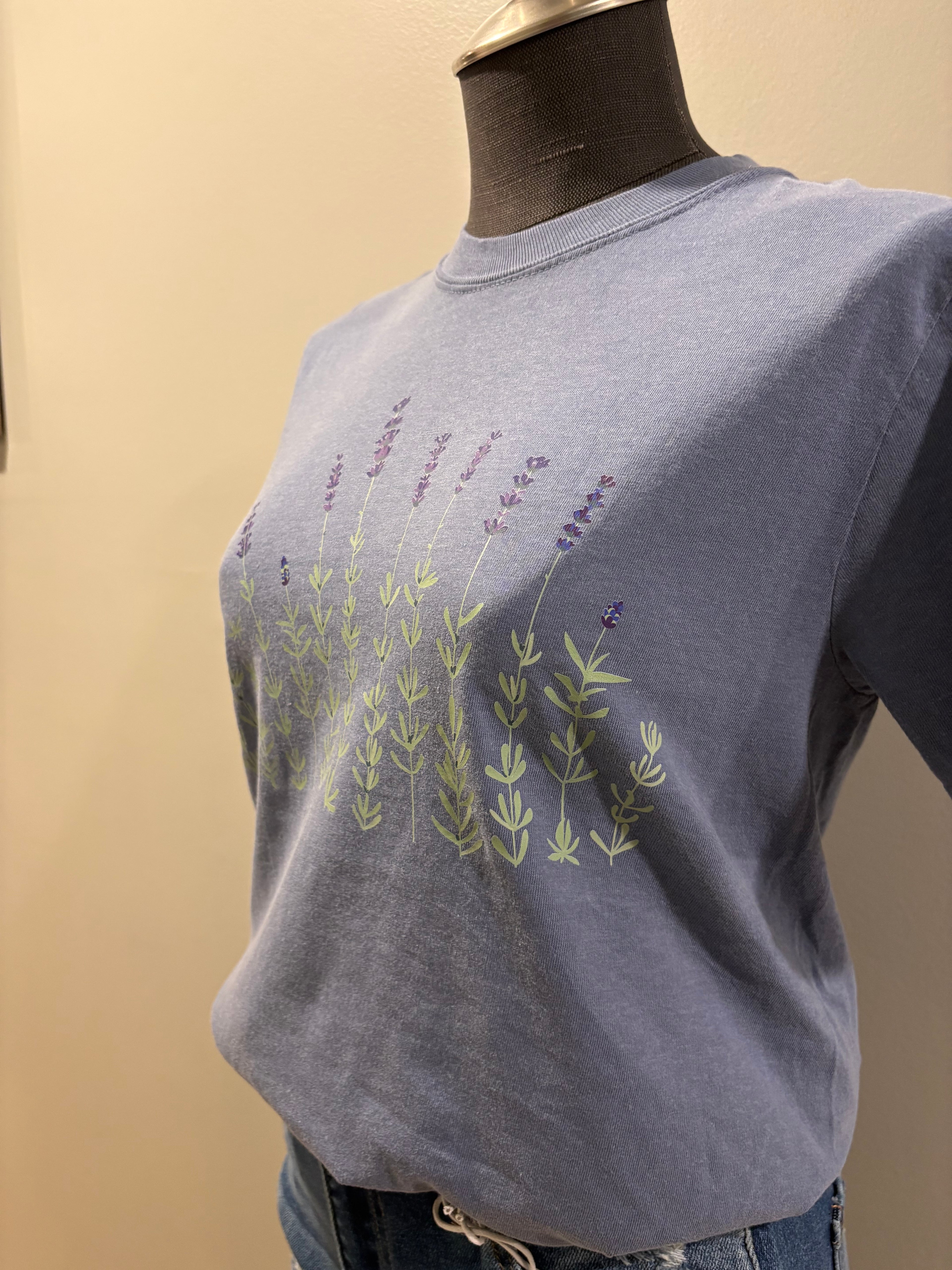 Lavender T-shirt women’s top